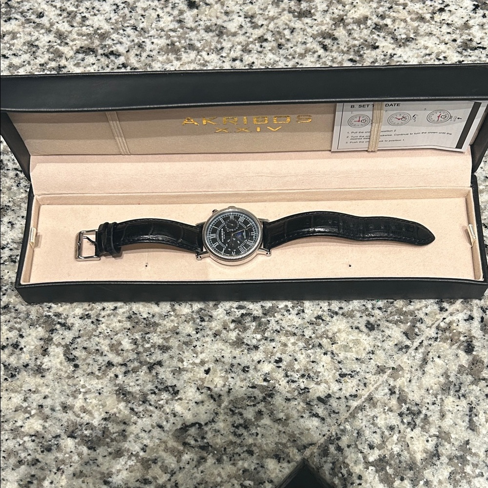 Akribos XXIV Silver and Black Men's Watch